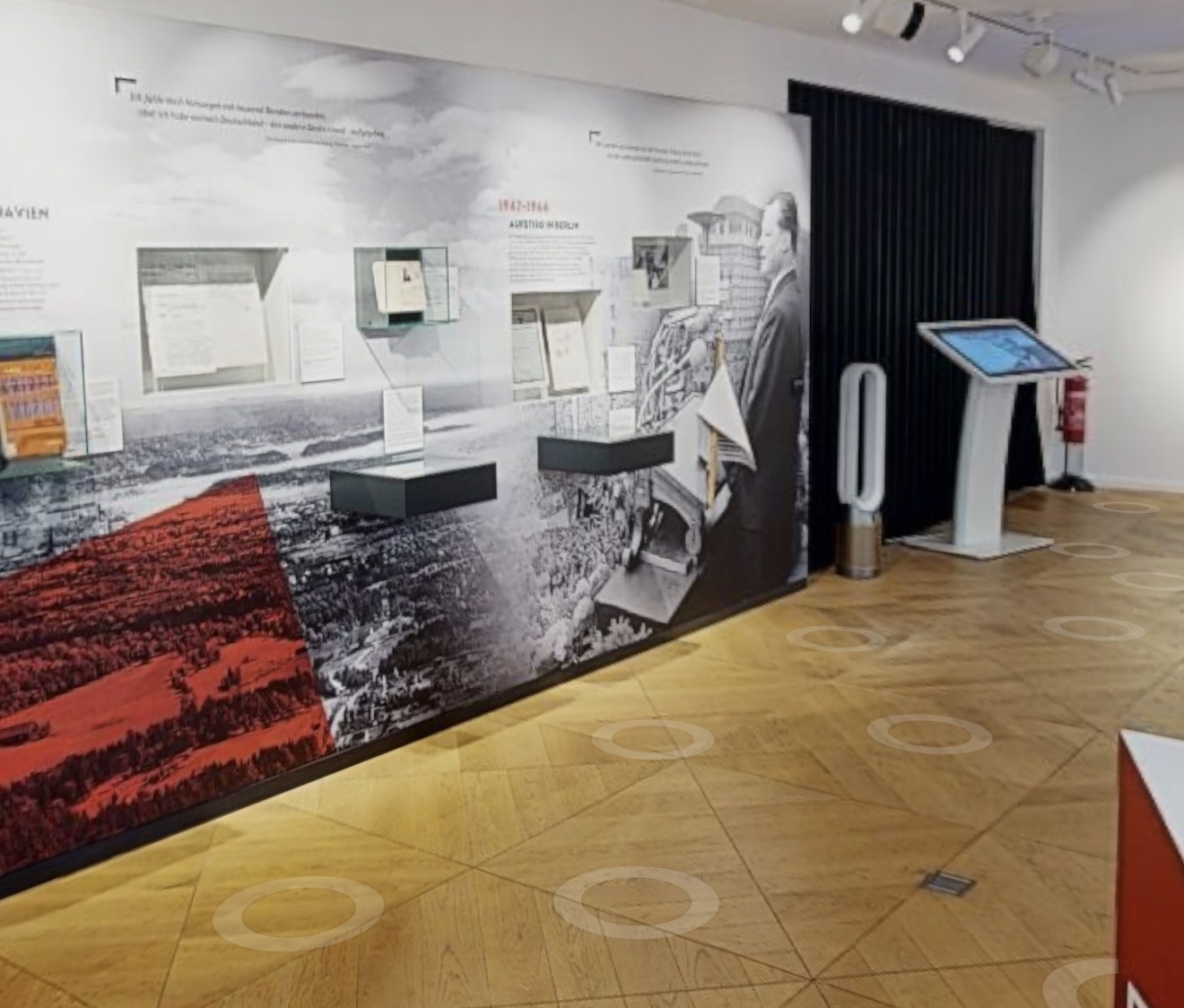 Ausstellungsraum 2