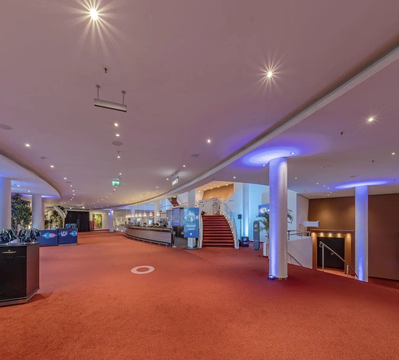 Für den LFK Medienpreis gestaltetes Foyer