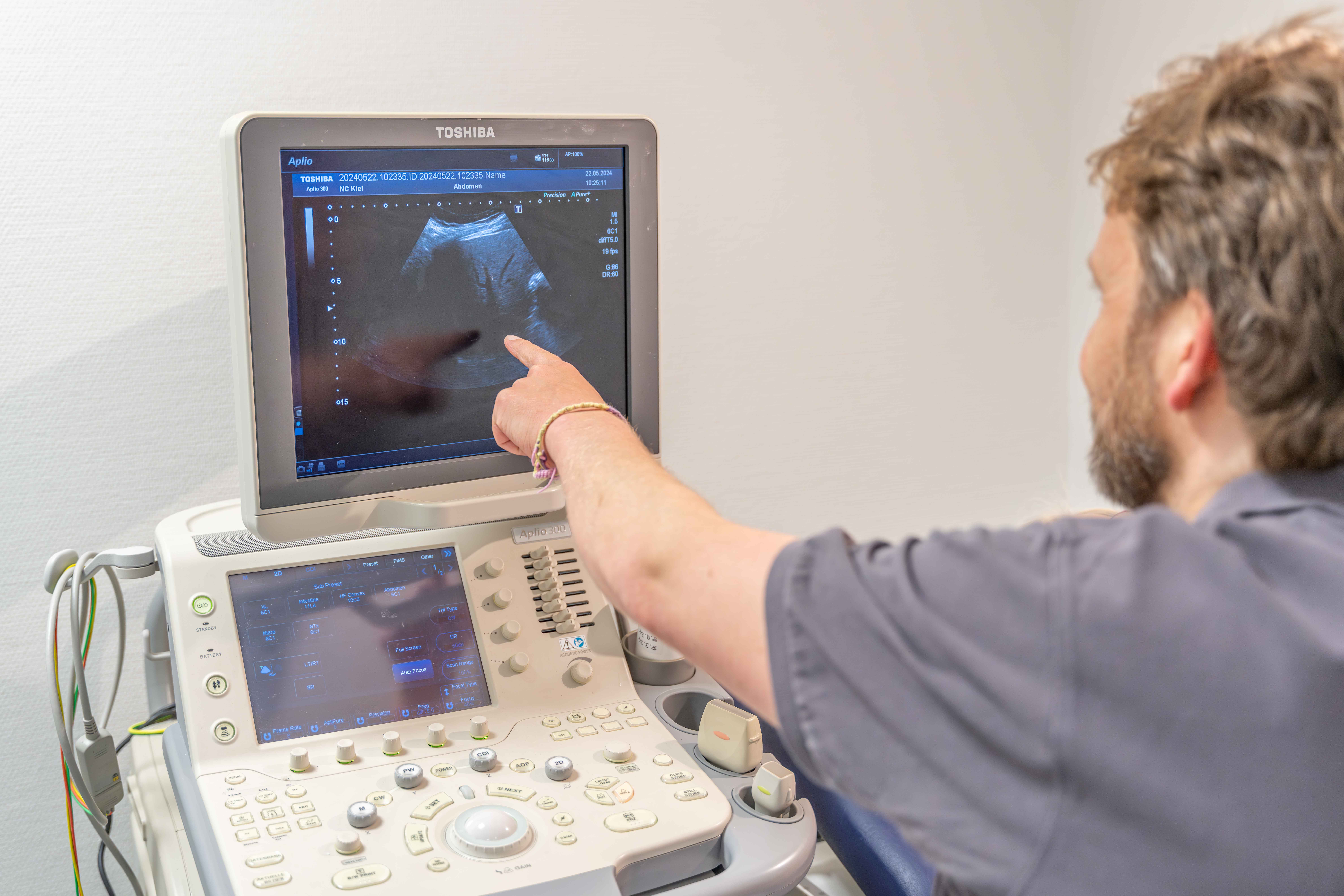 Ultraschall-Monitor Nierendiagnostik – Nephrologisches Zentrum Kiel